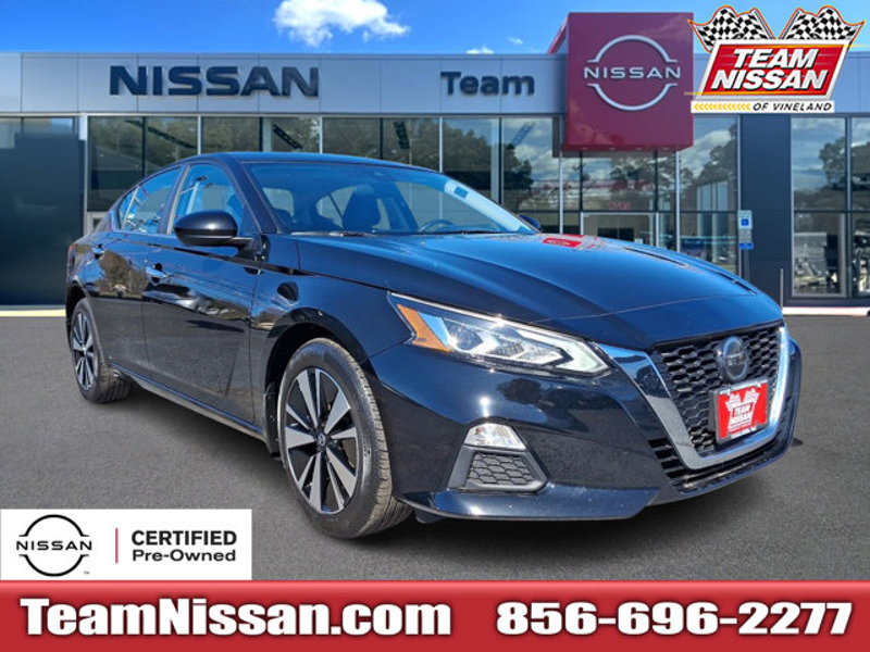 Certified 2022 Nissan Altima 2.5 SV image 1