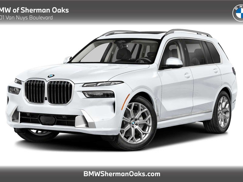 New 2026 BMW X7 M60i w/ Executive Package image 1