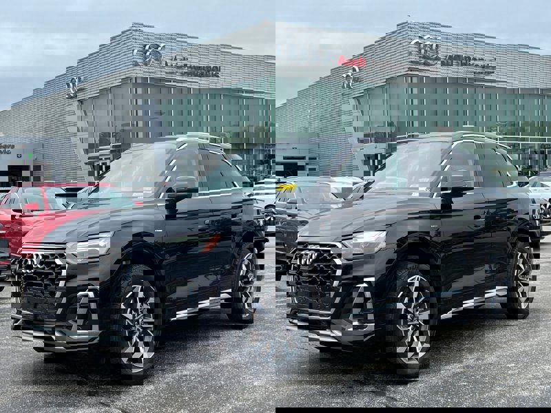 Certified 2022 Audi Q5 2.0T Premium Plus image 1