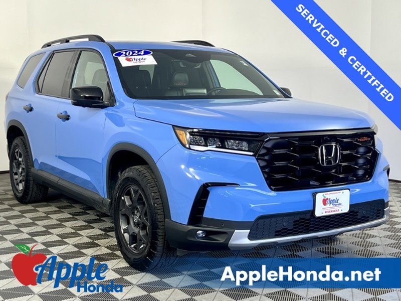 Certified 2024 Honda Pilot TrailSport image 1