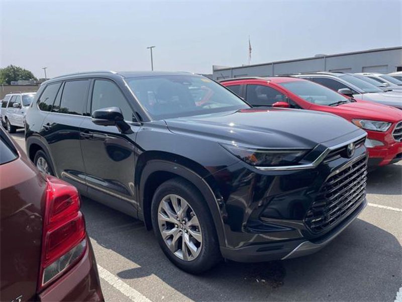 Certified 2024 Toyota Grand Highlander Limited image 1