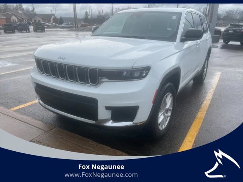 Certified 2023 Jeep Grand Cherokee L Laredo image 1