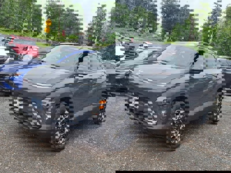 Certified 2024 Hyundai Kona SEL w/ Convenience Package image 1