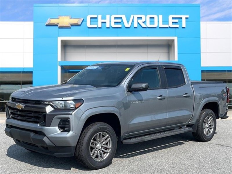 Certified 2023 Chevrolet Colorado LT w/ LT Convenience Package II image 1