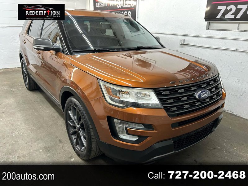 Used 2017 Ford Explorer XLT w/ Equipment Group 202A image 1