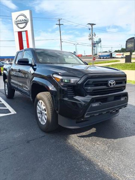 Certified 2024 Toyota Tacoma SR5 image 1