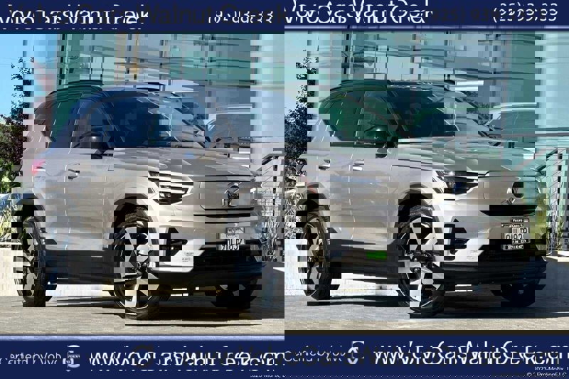 Certified 2023 Volvo XC40 Recharge Ultimate image 1