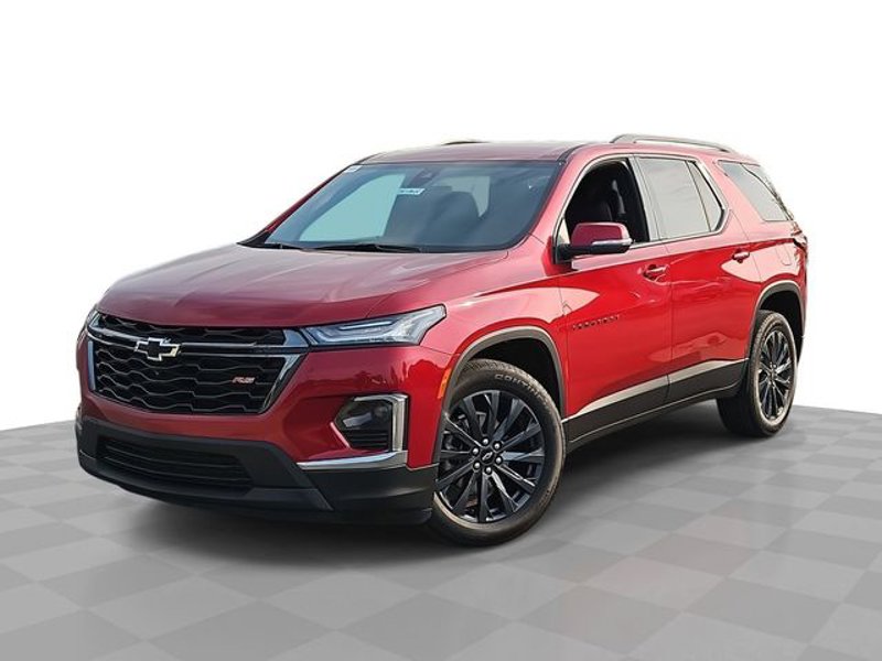 Certified 2022 Chevrolet Traverse RS w/ LPO, Floor Liner Package image 1