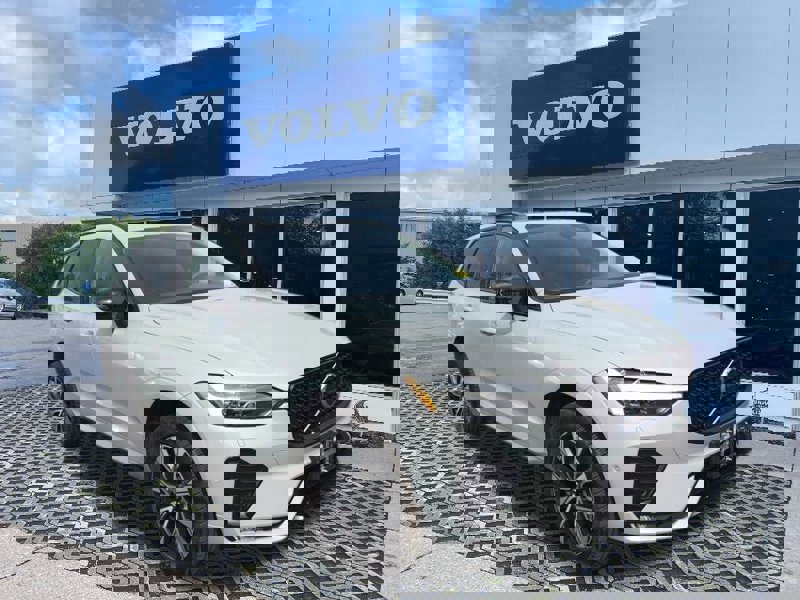 Certified 2025 Volvo XC60 B5 Plus w/ Protection Package Premier image 1