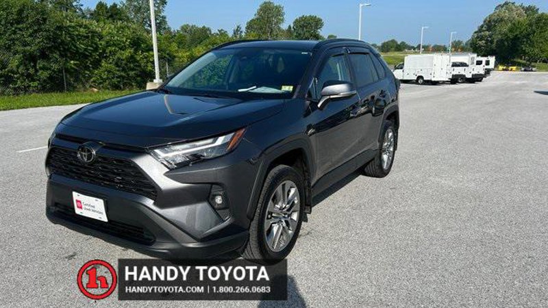 Certified 2023 Toyota RAV4 XLE Premium image 1