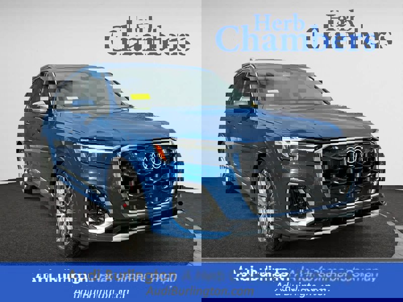 Certified 2025 Audi SQ7 Premium Plus w/ S Sport Package image 1