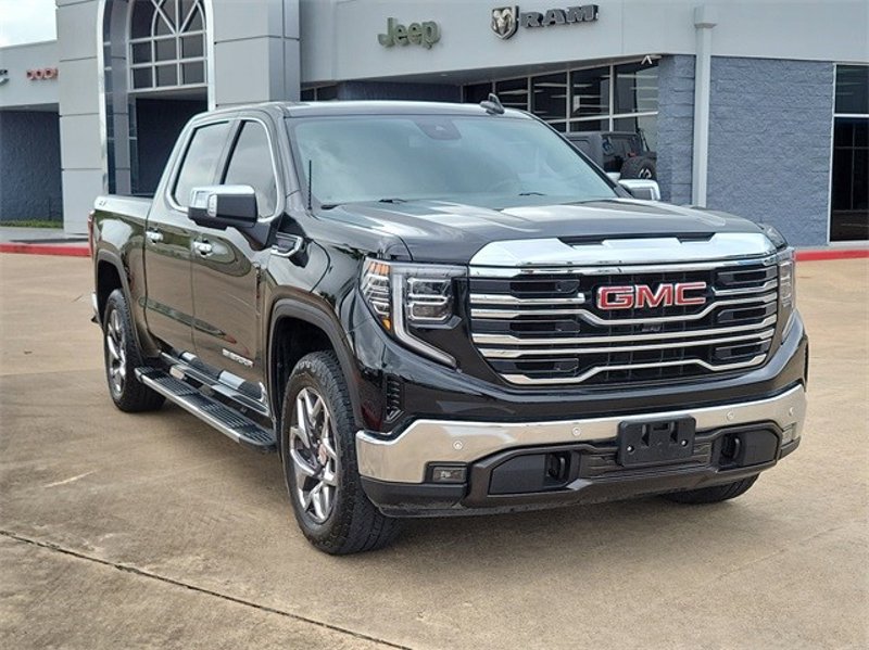 Certified 2024 GMC Sierra 1500 SLT image 1