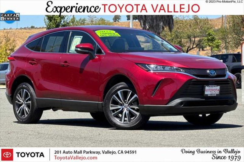 Certified 2022 Toyota Venza LE image 1