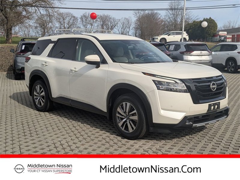 Certified 2022 Nissan Pathfinder SL w/ SL Black Package image 1