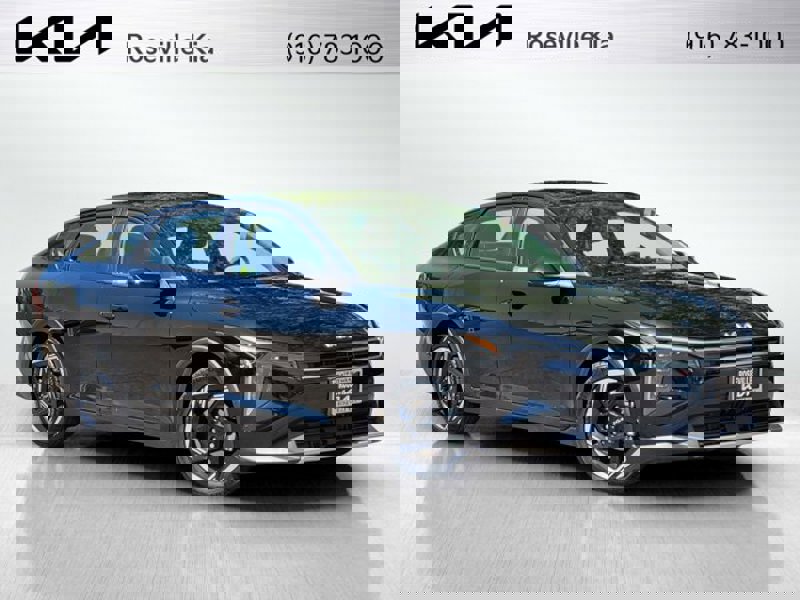 Certified 2025 Kia K4 EX image 1