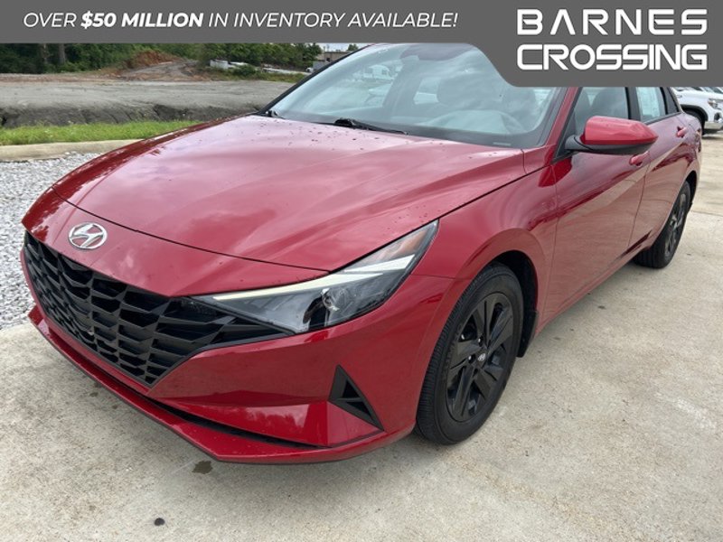 Certified 2023 Hyundai Elantra SEL w/ Preferred Accessory Package image 1