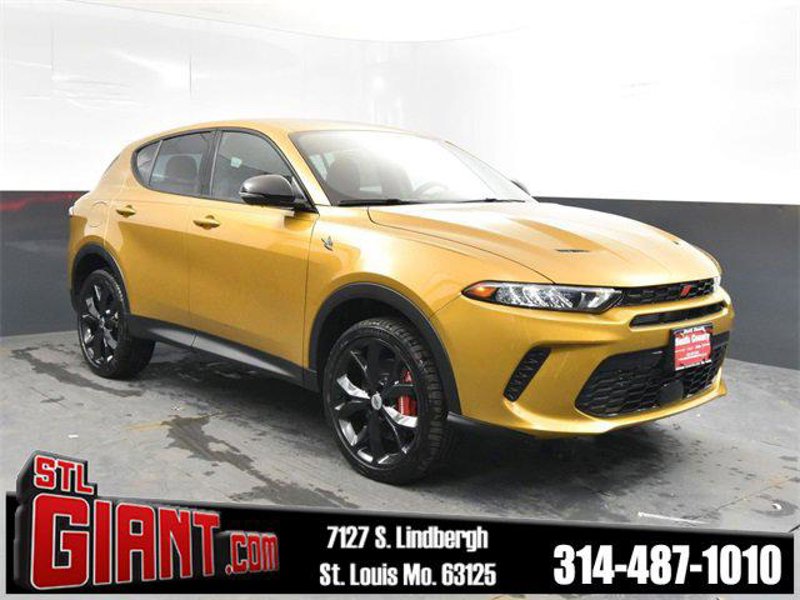 Certified 2024 Dodge Hornet GT image 1