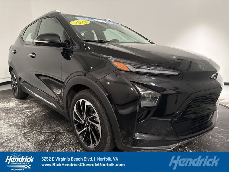 Certified 2023 Chevrolet Bolt EUV Premier w/ Sun & Sound Package image 1