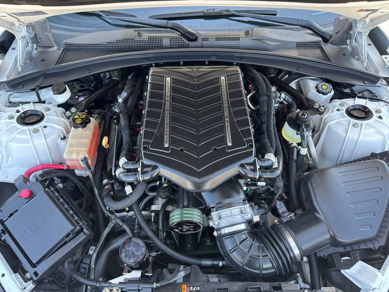 Used 2021 Chevrolet Camaro LT w/ Technology Package image 1