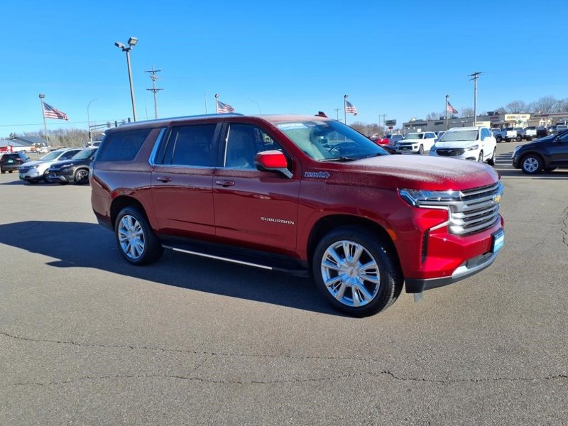 Certified 2023 Chevrolet Suburban High Country image 1