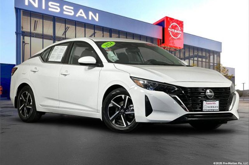 Certified 2024 Nissan Sentra SV image 1