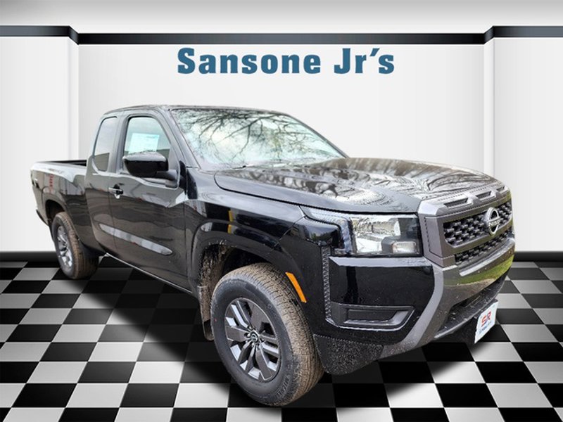 Certified 2025 Nissan Frontier SV image 1