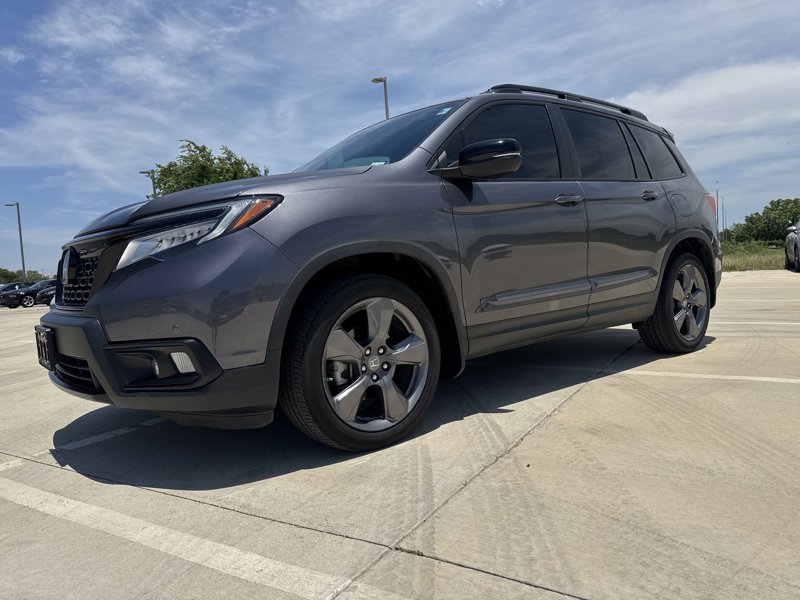 Certified 2019 Honda Passport Touring image 1