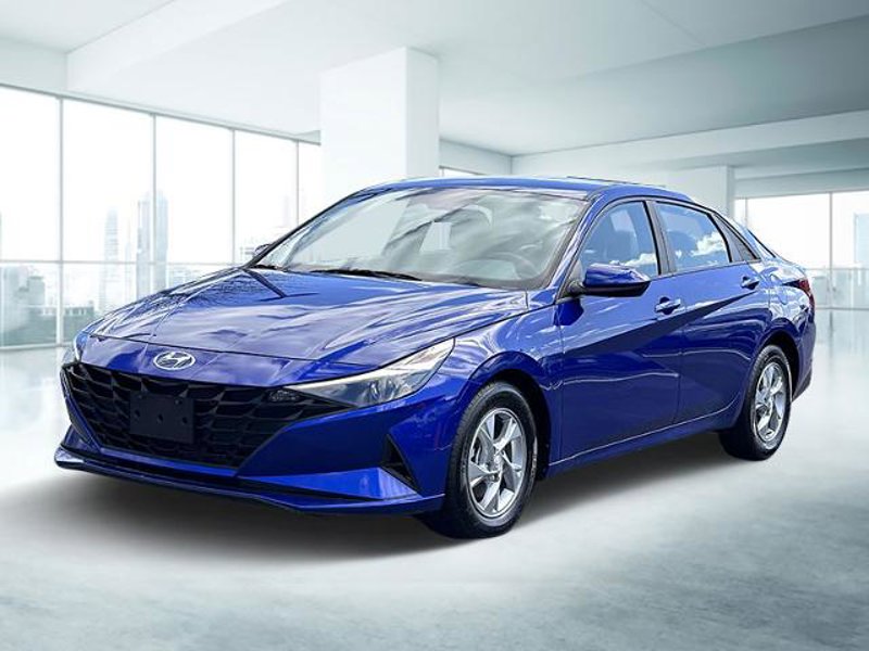 Certified 2022 Hyundai Elantra SE w/ Cargo Package image 1