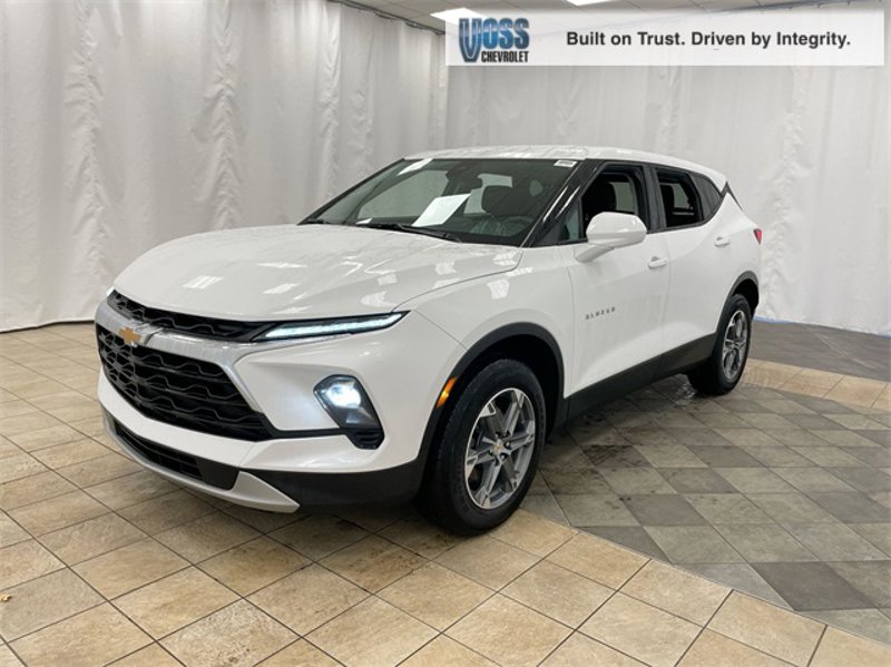 Certified 2023 Chevrolet Blazer LT w/ LPO, Floor Liner Package image 1