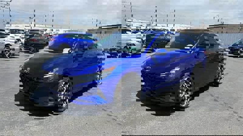 Certified 2023 Hyundai Elantra SEL w/ Convenience Package image 1