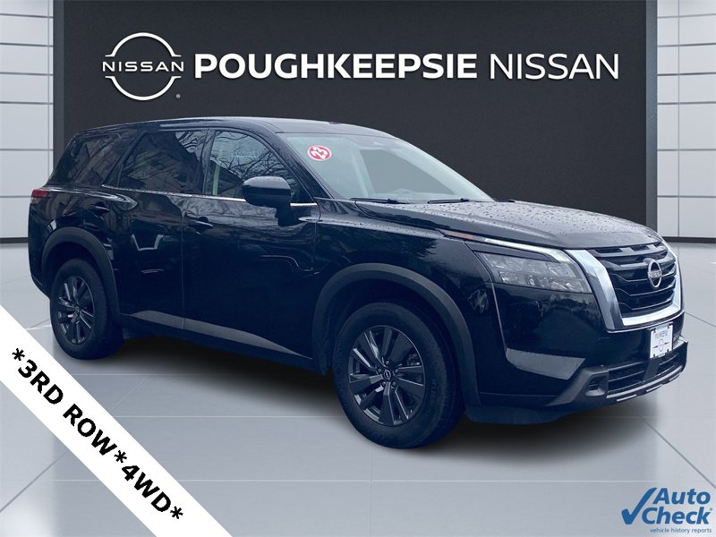 Certified 2023 Nissan Pathfinder S image 1