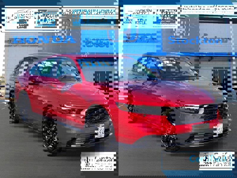 Certified 2025 Honda Accord SE image 1