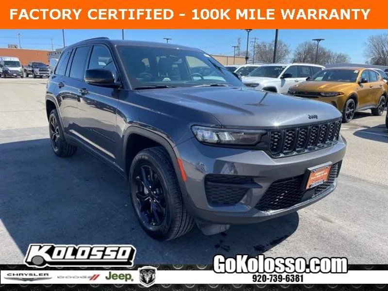 Certified 2024 Jeep Grand Cherokee Altitude image 1