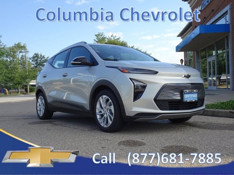 Certified 2022 Chevrolet Bolt EUV LT w/ Driver Confidence Package image 1