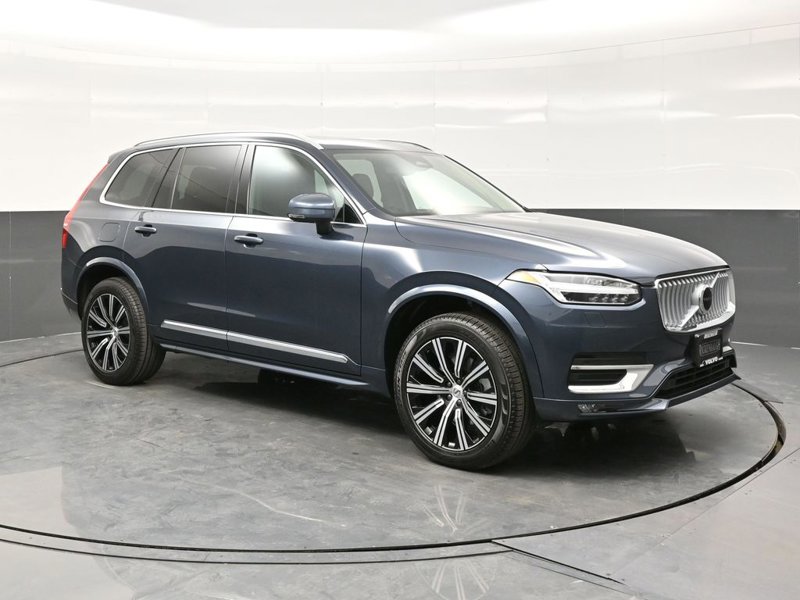 Certified 2025 Volvo XC90 B5 Core w/ Protection Package Premier image 1
