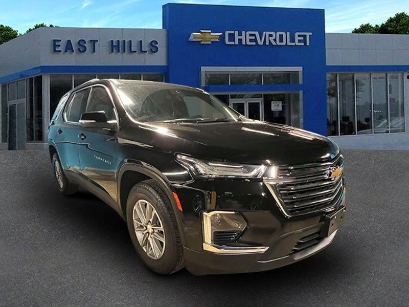Certified 2022 Chevrolet Traverse LT image 1