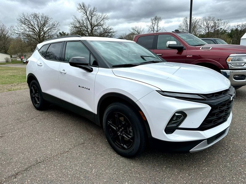 Used 2023 Chevrolet Blazer LT w/ Convenience Package image 1