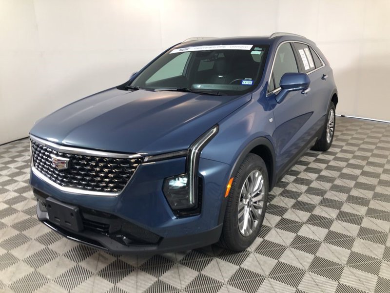 Certified 2024 Cadillac XT4 Premium Luxury image 1