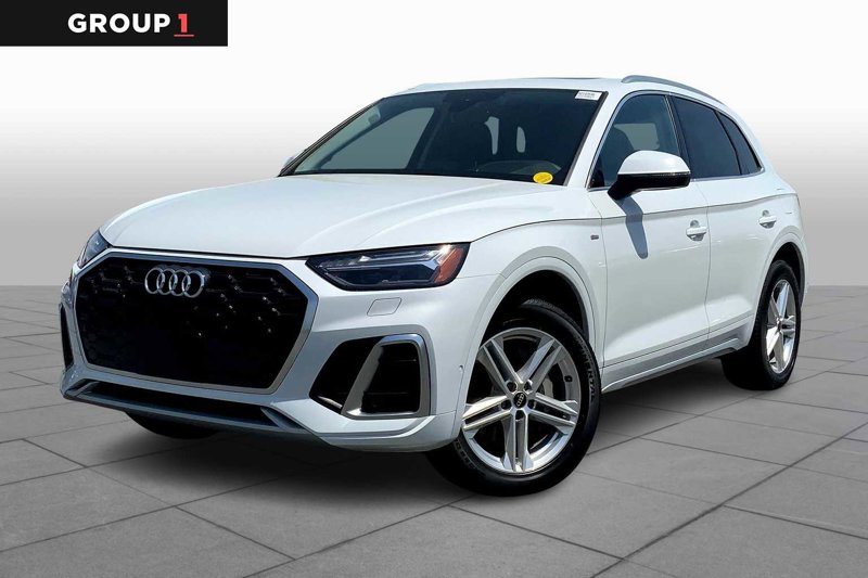 Certified 2024 Audi Q5 e Prestige w/ Prestige Package image 1