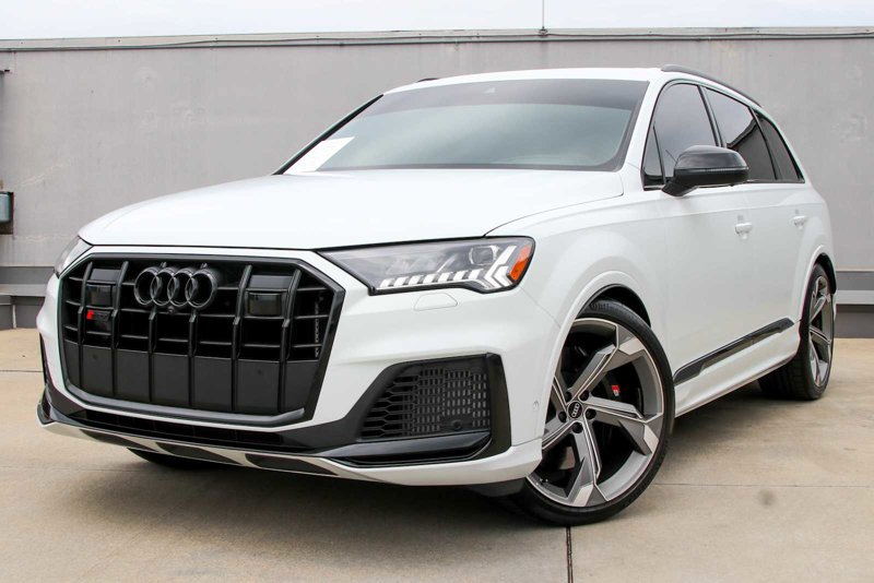 Certified 2024 Audi SQ7 Prestige image 1