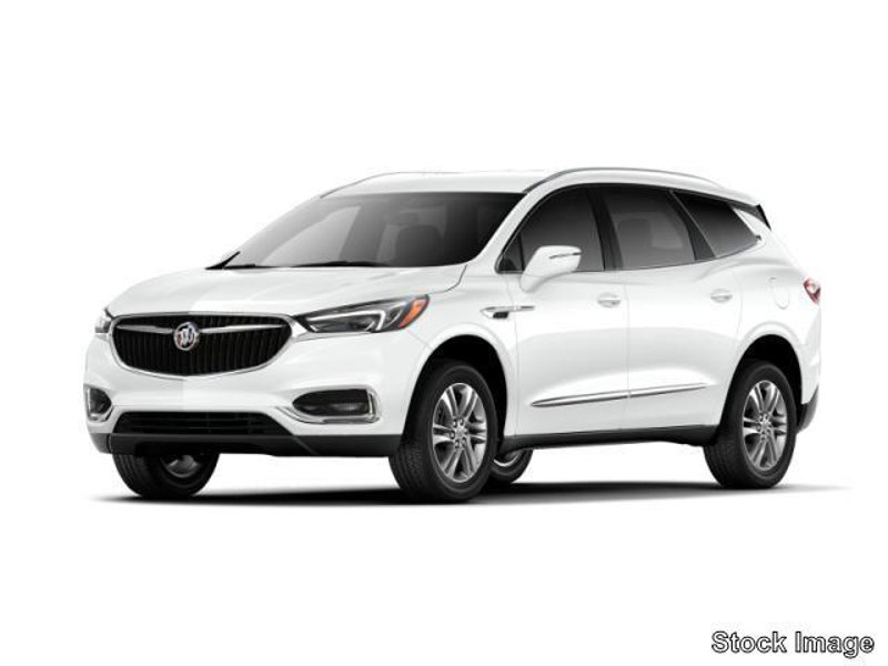 Used 2018 Buick Enclave Essence image 1