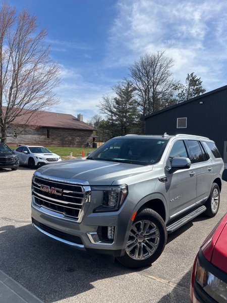 Certified 2023 GMC Yukon SLT w/ SLT Premium Package image 1
