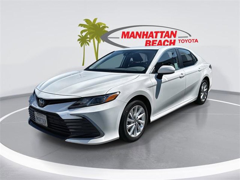 Certified 2024 Toyota Camry LE image 1