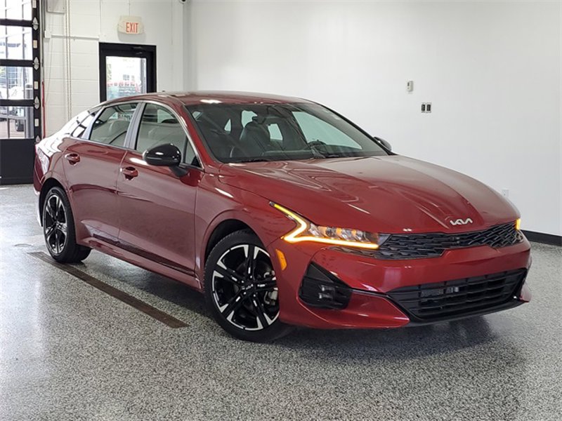 Certified 2024 Kia K5 GT-Line image 1