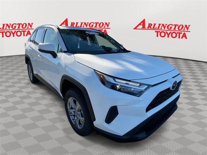 Certified 2025 Toyota RAV4 LE image 1