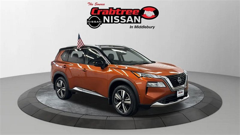 Certified 2022 Nissan Rogue Platinum w/ Head-Up Display Package image 1