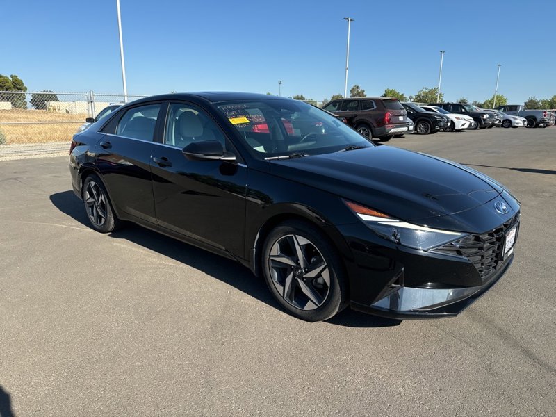 Certified 2023 Hyundai Elantra Limited image 1