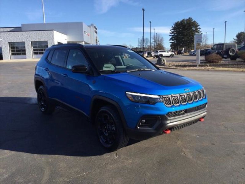 Certified 2023 Jeep Compass Trailhawk w/ Trailhawk Elite Group image 1