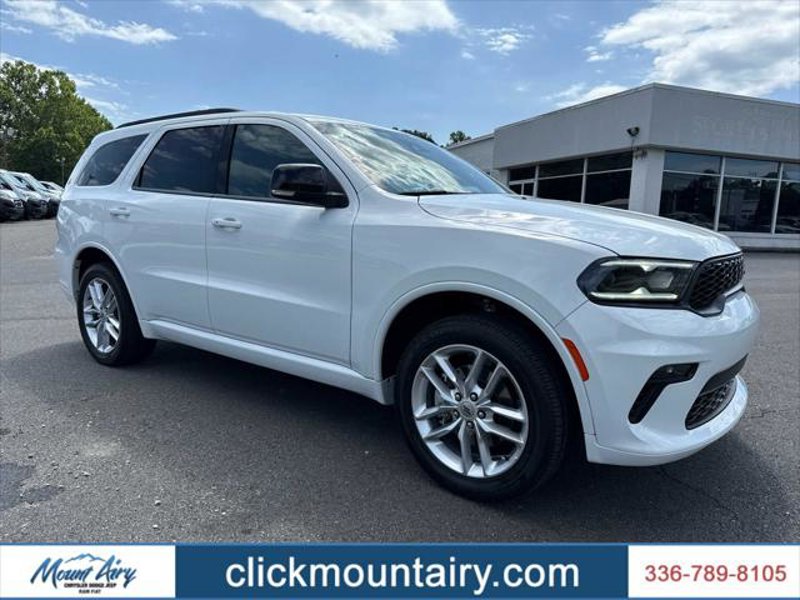 Certified 2023 Dodge Durango GT image 1
