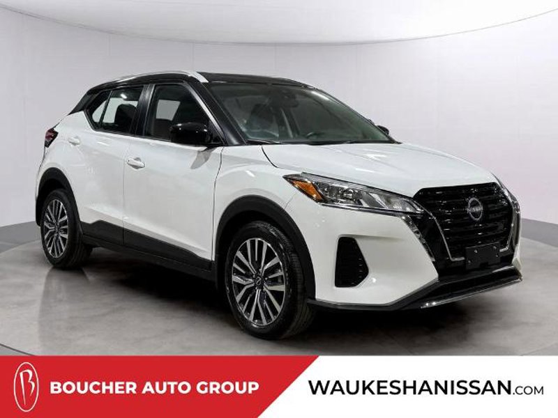 Certified 2023 Nissan Kicks SV image 1